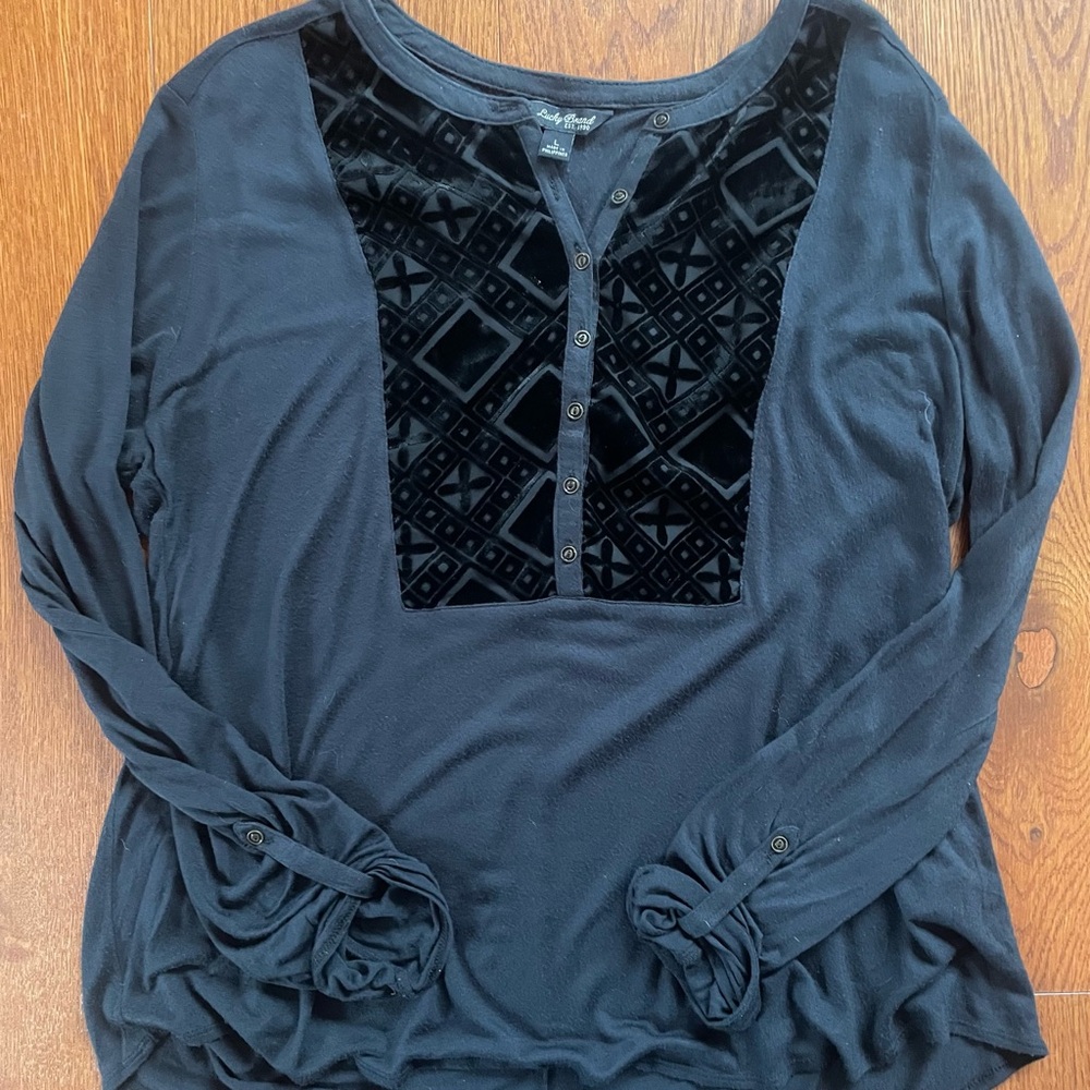 3 for $15 Lucky Brand velvet burnout t-shirt Large